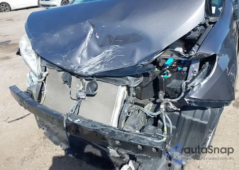 2020 Toyota Sienna Le z USA, uszkodzony, nr VIN 5TDKZ3DC3LS040255